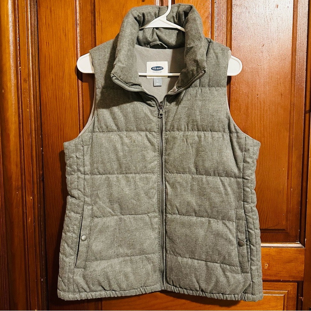 Gray Fleece Lined Old Navy Vest Size M